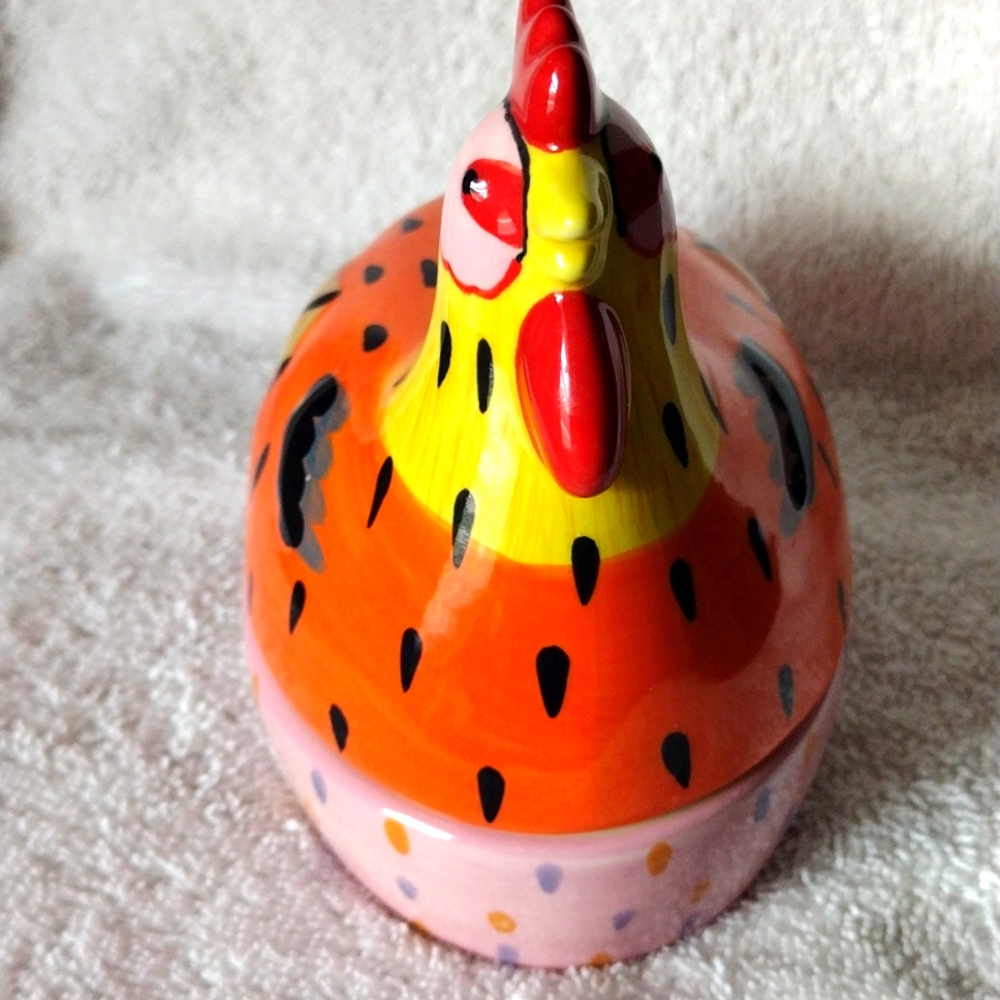 Pfaltzgraff Pistoulet Sitting Chicken Jane Kotlpen trinket box
